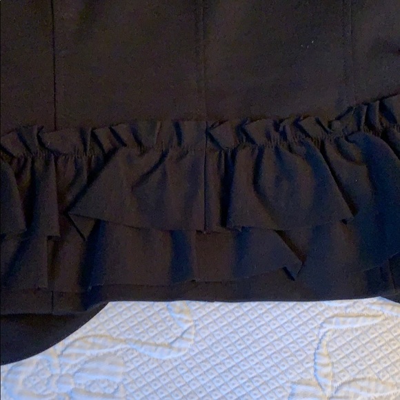 🖤Black Ruffle Blazer🖤 - Picture 8 of 8